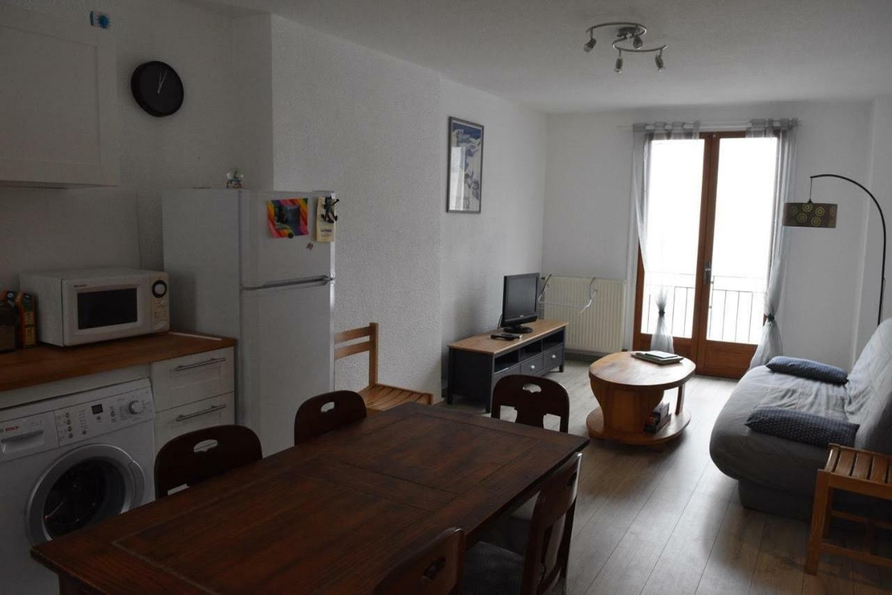 T3 3 Etoiles Hyper Centre Luchon Apartment Bagneres-de-Luchon ภายนอก รูปภาพ